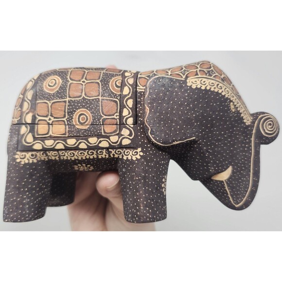 Javanese Batik Balsa Hand Painted Wood Elephant Trinket Box 7"x4" Indonesia - Picture 5 of 11
